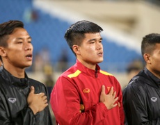 Bóng đá Việt Nam hôm nay: Trung vệ ĐT Việt Nam gia nhập đội bóng Thái Lan, Quê nhà thầy Park trang trí đặc biệt đón khách du lịch Việt Nam