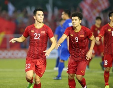 Tin bóng đá SEA Games 30: U22 Việt Nam vào bán kết gặp U22 Campuchia, Quang Hải cần hai tuần để bình phục chấn thương 