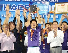 Siêu Cúp Quốc gia TPHCM 1-2 Hà Nội: Cúp về thủ đô