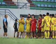 U22 Việt Nam đấu tập, thầy Park tìm ra những điểm yếu gì?