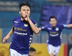 Bóng đá Việt Nam: Quang Hải tỏa sáng, Hà Nội đủ sức vô địch V-League