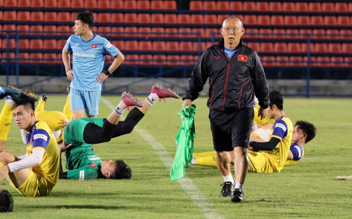 Bóng đá Việt Nam: Đình Trọng chính thức góp mặt ở U23 Châu Á, Văn Hậu hăng say tập luyện cùng đồng đội Heerenveen tại Tây Ban Nha