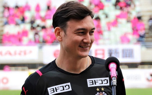 Thủ môn Đặng Văn Lâm ra mắt CLB Cerezo Osaka nhưng khó giành được suất bắt chính